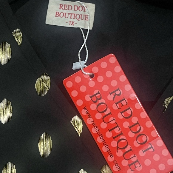 NWT RED DOT BOUTIQUE Plus Size Flutter Butterfly Sleeve Overlap Wrapped V Neck - Picture 7 of 9